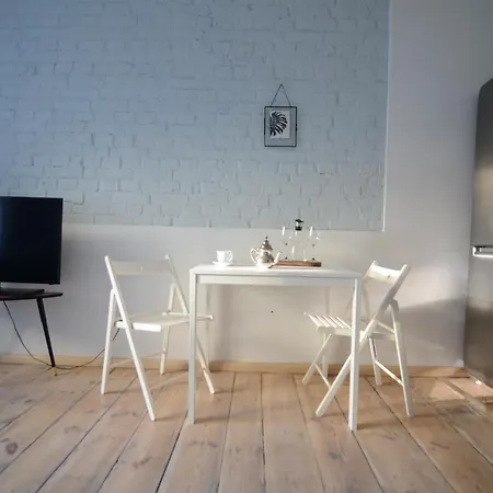 Historic Apartment Wroclaw Nadodrze * Wroclaw